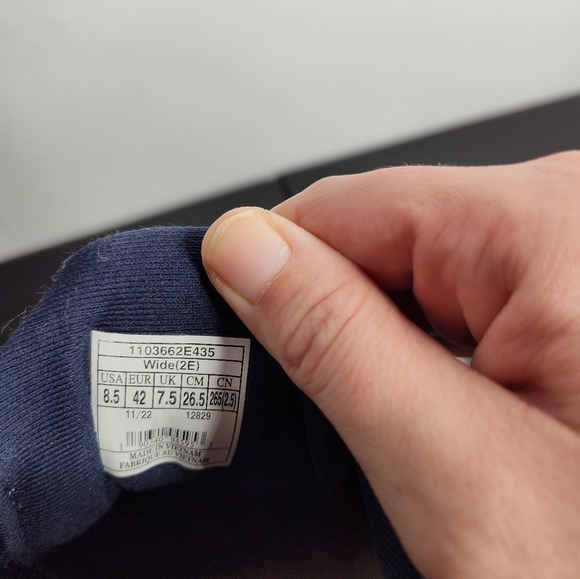 Brooks Adrenaline GTS 22 Men's Size 8.5 Wide 2E Running Shoes - Picture 3 of 9